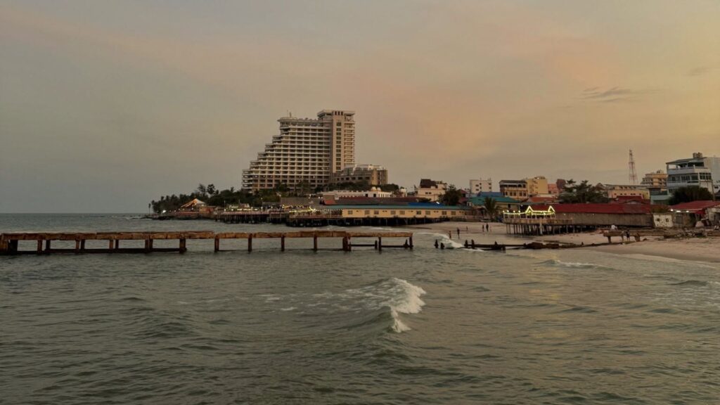 hua hin fishing pier