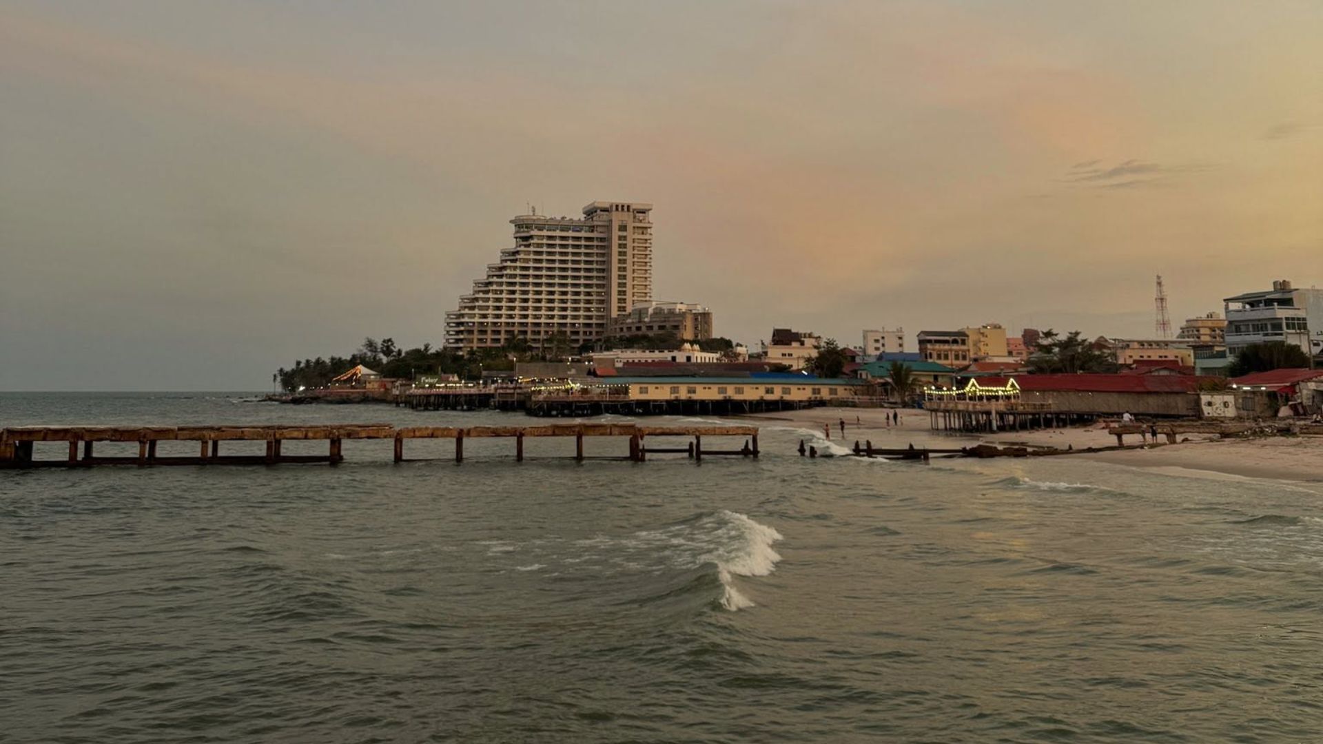 hua hin fishing pier